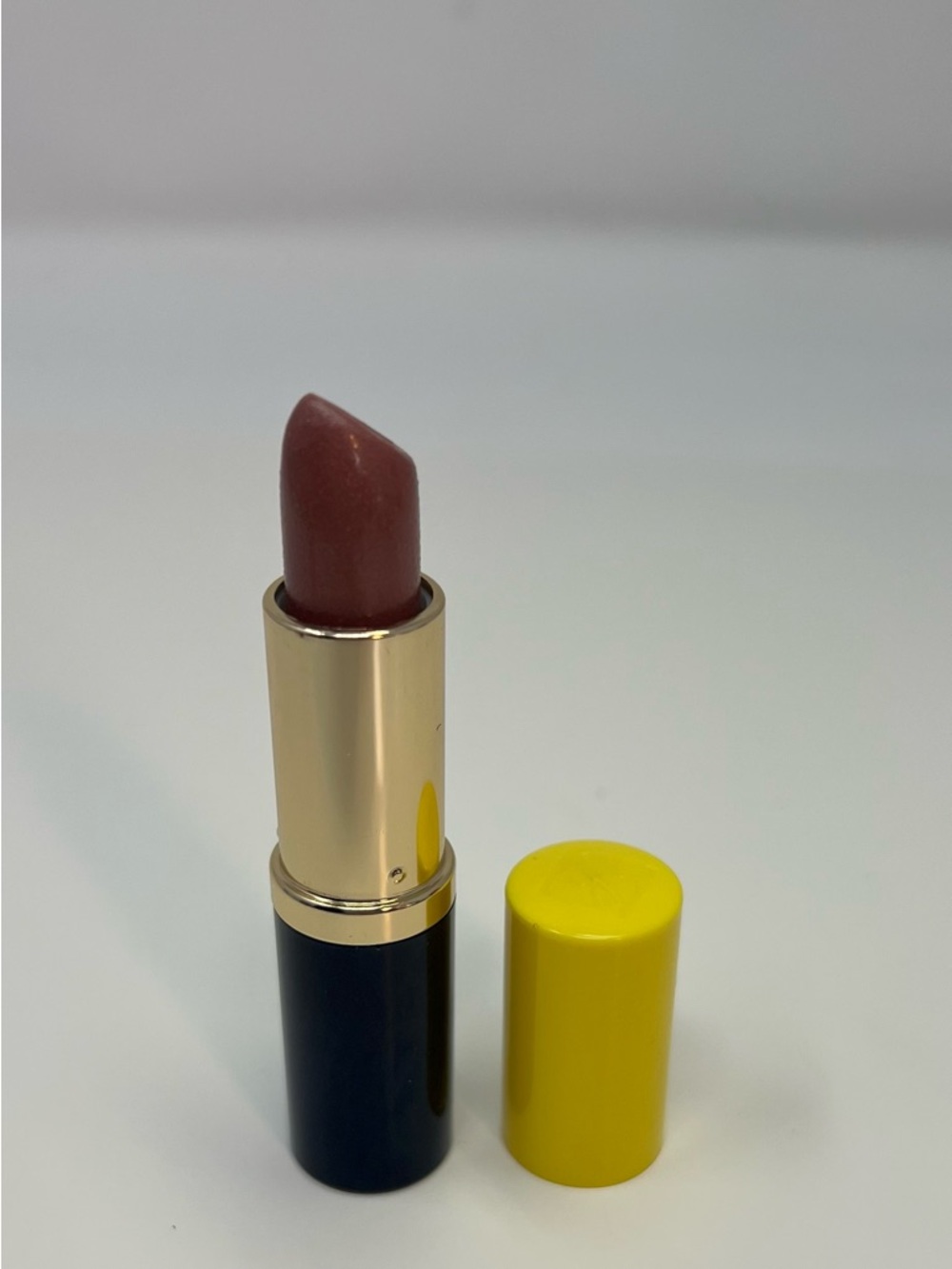 Estée Lauder Pure Color Long Lasting Lipstick Beige Shimmer New